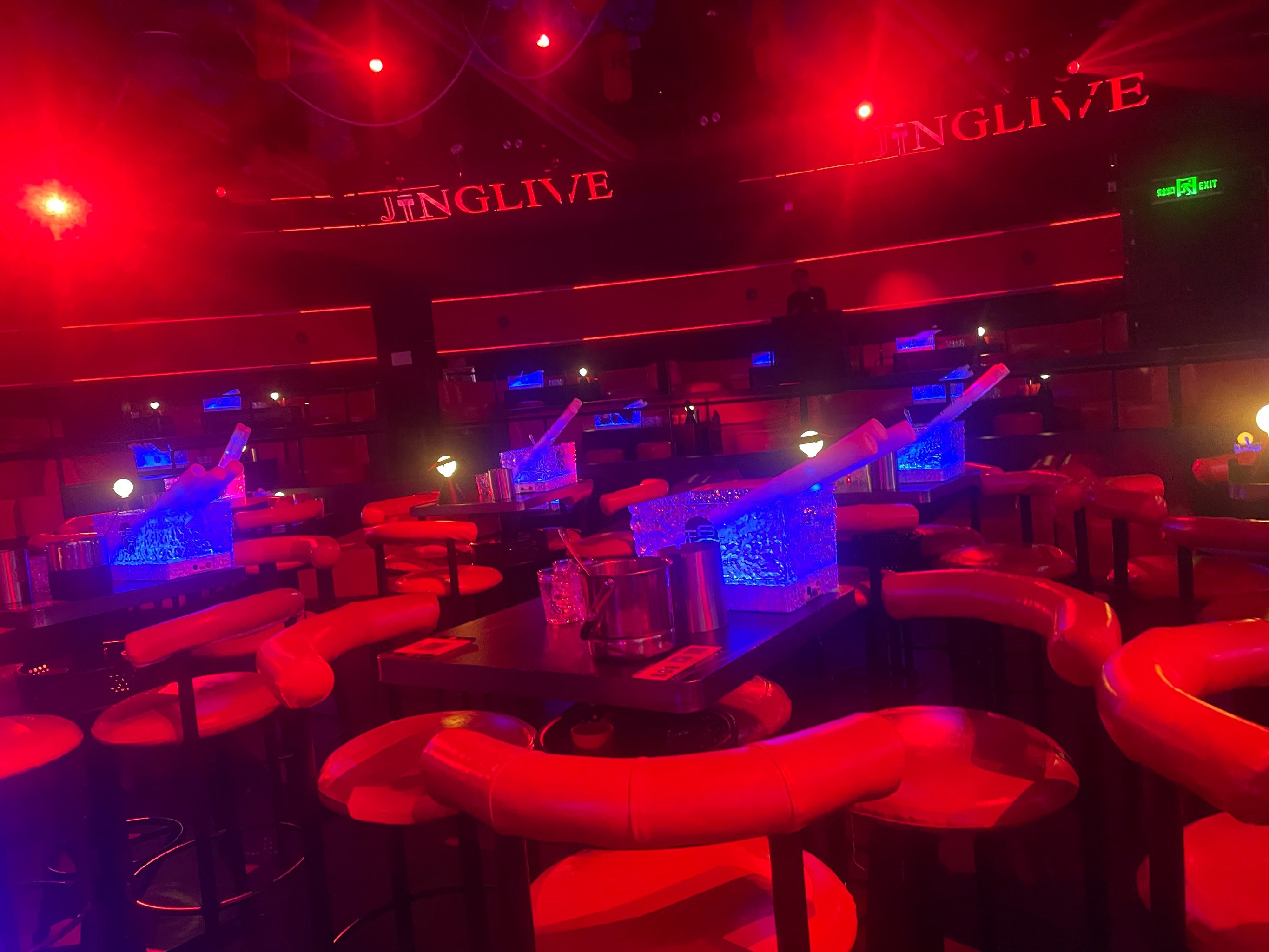 攀枝花中低端商务KTV秘密调查-仁和区ktv预定